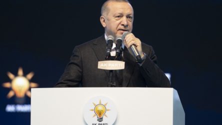 AKP kongresinde 'Berat Albayrak' detayı