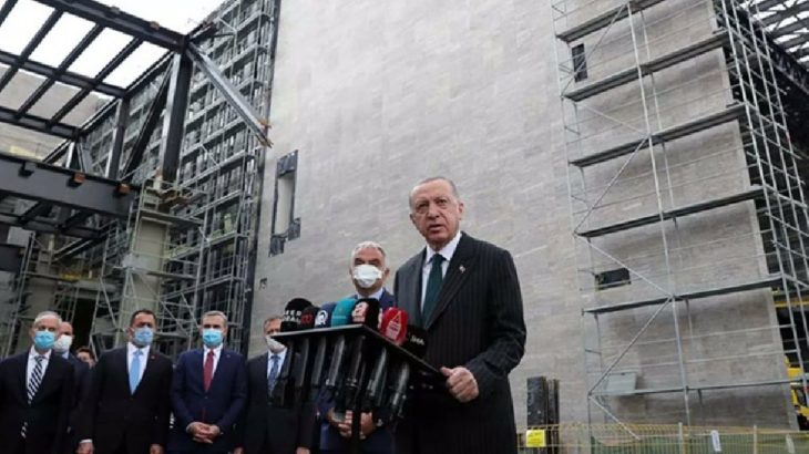 Erdoğan Taksim'de tavanı çöken 'opera binası' inşaatını inceledi