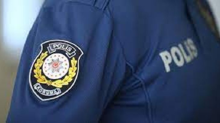 Gözlük çalmakla suçlanan 21 yıllık polis intihar etti