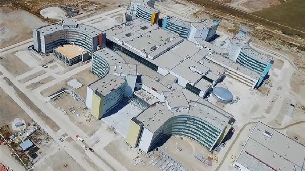 Bakanlık’tan müteahhitlere 8.7 milyar TL