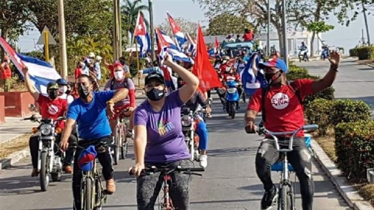 ABD'de 50 şehirde Küba'ya uygulanan ambargo protesto edildi