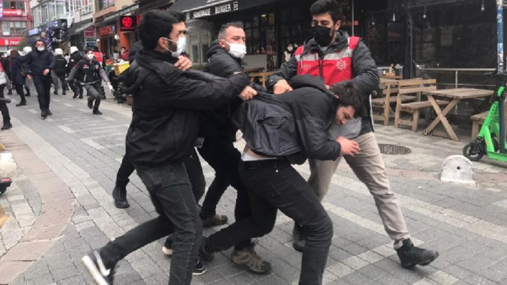 Boğaziçi öğrencilerinin eylemine polis müdahalesi: 30'dan fazla gözaltı