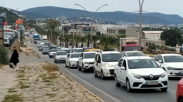 Bodrum Belediye Başkanı: Suyu idareli kullanmazsak bitebilir, sağlık hizmetimiz kendimize ancak yetiyor