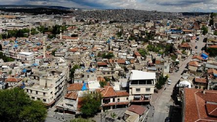 AKP'li Gaziantep Belediyesi kentin ticaretini kaçakçılığa bağladı