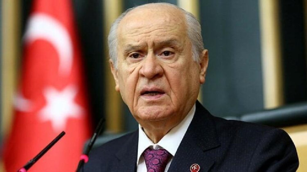 Bahçeli grup toplantısında başkanlık sistemini övdü