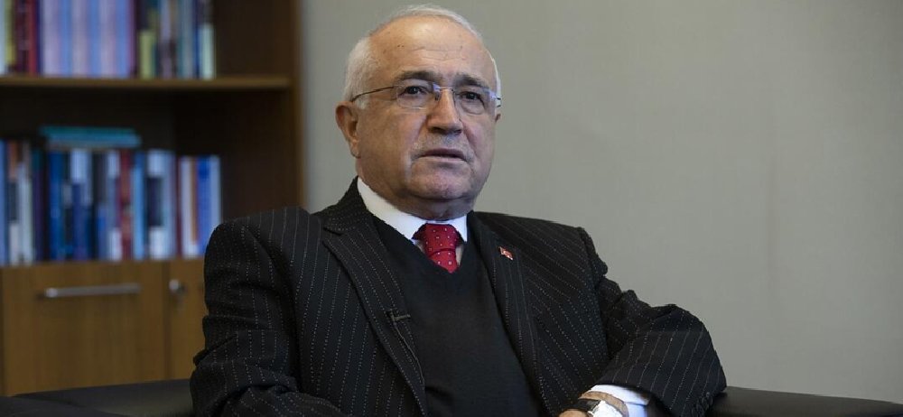 Cemil Çiçek: Fikirler değil ben tartışılıyorum