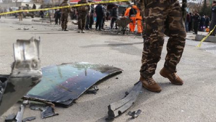 Afganistan'da bombalı saldırı: 25 kişi hayatını kaybetti