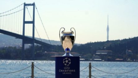 UEFA, Şampiyonlar Ligi finalinin İstanbul'dan alındığını duyurdu