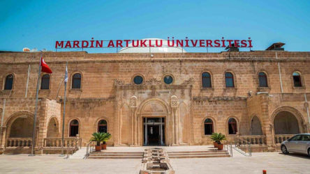 Üniversite ile yandaş sendika işbirliği: Tezsiz yüksek lisansta yüzde 50 indirim kıyağı!