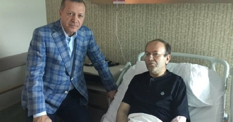 Gerici yazara IŞİD’i sordular: Aynı düşünceyi paylaşmadığını açıkça beyan etmesini talep ediyoruz