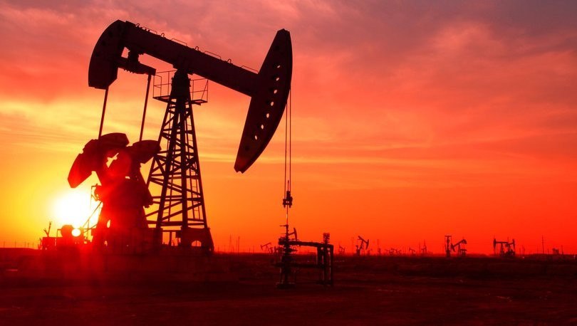 Petrol fiyatlarında düşüş sürüyor: Varil fiyatı 100 doların altına indi