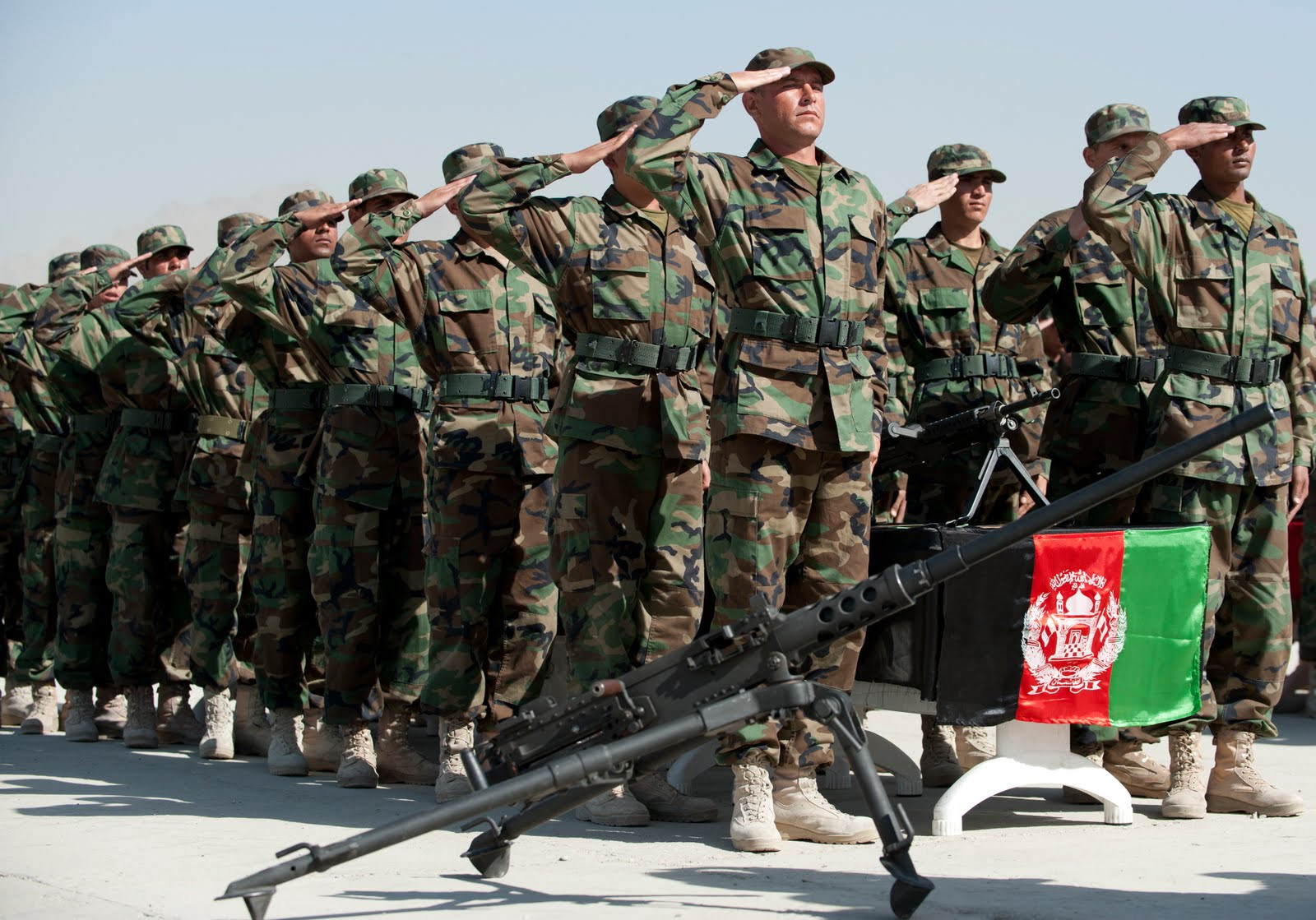 İngiltere ve NATO'dan Afganistan ile ilgili karar