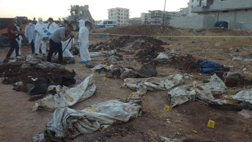 Hatay Valisinden Afrin'de bulunan toplu mezara dair açıklama