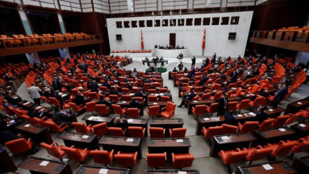 Aralarında Kılıçdaroğlu'nunda bulunduğu milletvekillerinin dokunulmazlık dosyaları Meclis'e sunuldu