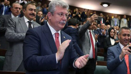 AKP'li Muhammet Emin Akbaşoğlu: Cumhur İttifakı kaybederse TOGG'un başına neler gelir