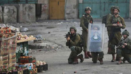 İsrail ordusu Batı Şeria'da 2 Filistinliyi yaraladı, 6 kişiyi gözaltına aldı