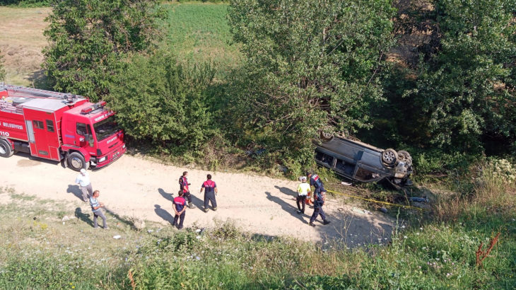 Kastamonu'da tarım işçilerini taşıyan minibüs devrildi: 1 ölü, 7 yaralı