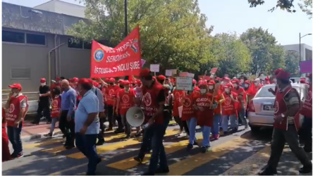 İTÜ işçileri rektörlük binasına yürüyor