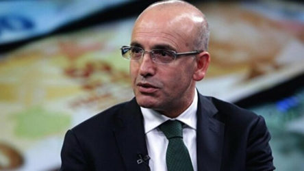 Eski AKP'li bakan Mehmet Şimşek'e adaylık teklif edildi iddiası