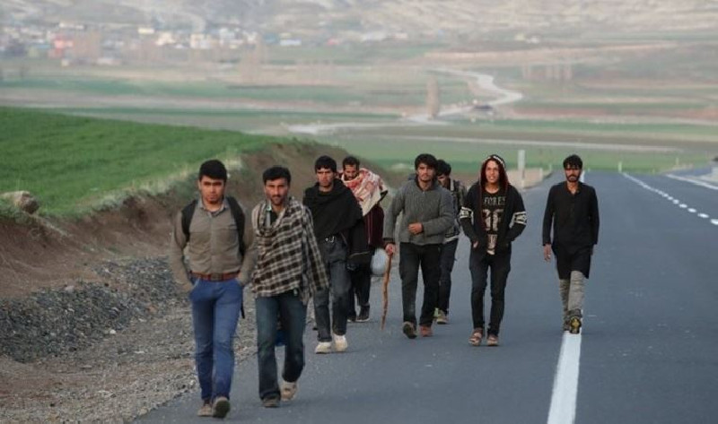 İran'dan Afgan göçmenlerin geçişi hakkında yeni karar