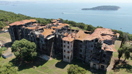 Büyükada Rum Yetimhanesi'nin restrorasyon çalışmaları başladı