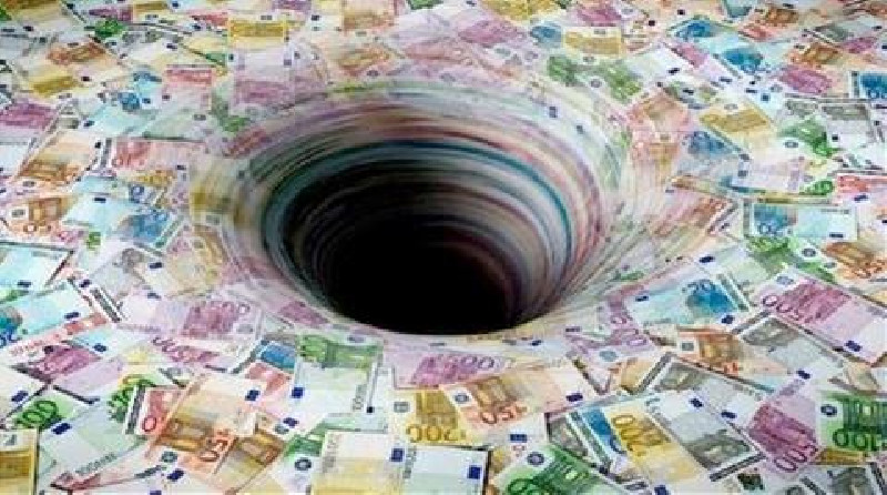 Şubat ayında dış ticaret 6,8 milyar dolarlık açık verdi