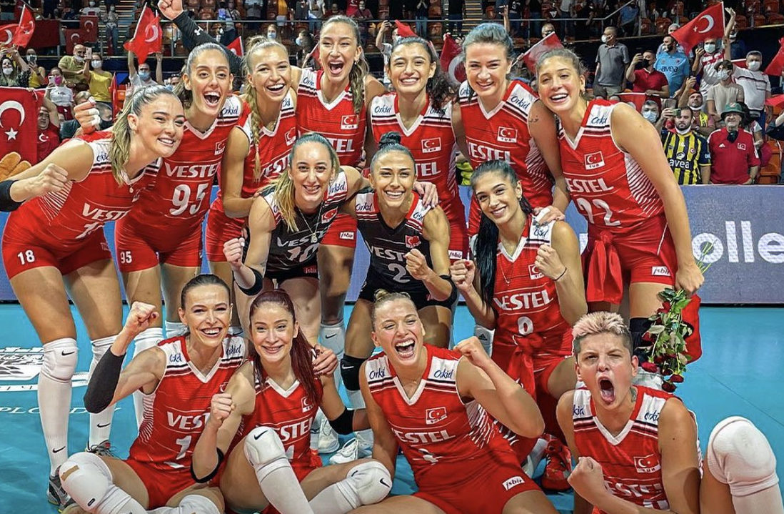 İKD'den A Milli Kadın Voleybol Takımı'na tebrik: Kadınlara çizilen sınırları tanımadınız