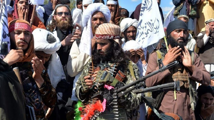 Taliban'dan Pençşir'de katliam: Ben gariban bir esnafım