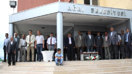 Ağrı Belediyesi'nde DİSK üyesi işçilere tehdit