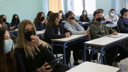 Türkiye'de öğrenci olmak: Liseli genç, üniforma alamadığı için okula giremedi