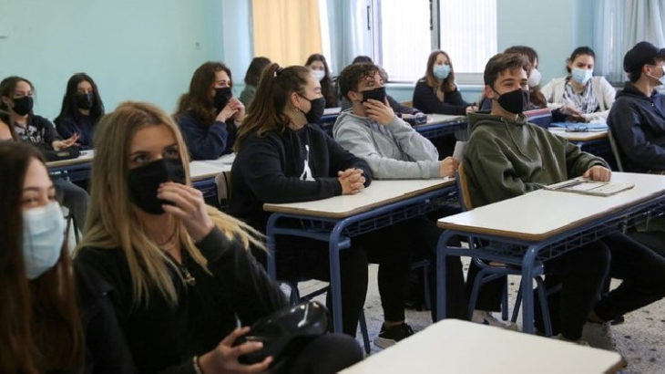Türkiye'de öğrenci olmak: Liseli genç, üniforma alamadığı için okula giremedi