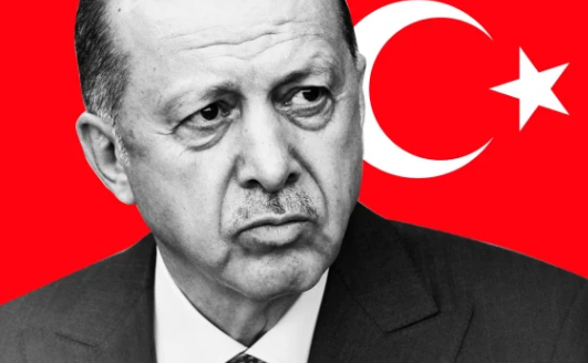 FT'ye konuşan AKP'li yetkili: Erdoğan'a kimse gerçekleri söylemek istemiyor