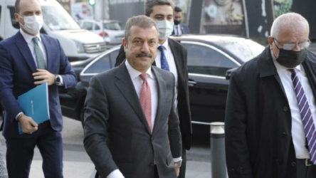Dolar kurundaki artış sonrası Merkez Bankası Başkanı ve Türkiye Bankalar Birliği üyeleri bir araya geldi