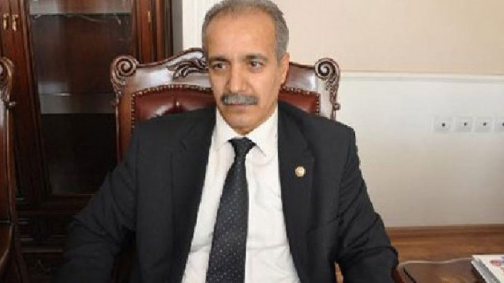 Eski AKP milletvekili Fırat dolandırıcılıkla suçlanıyor