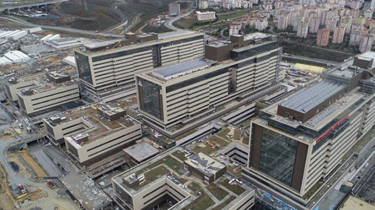 Şehir hastanelerinin kira-hizmet bedeli ile 62 hastane yapılabilir