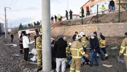 İşçi servisi kaza yaptı: 1 işçi hayatını kaybetti