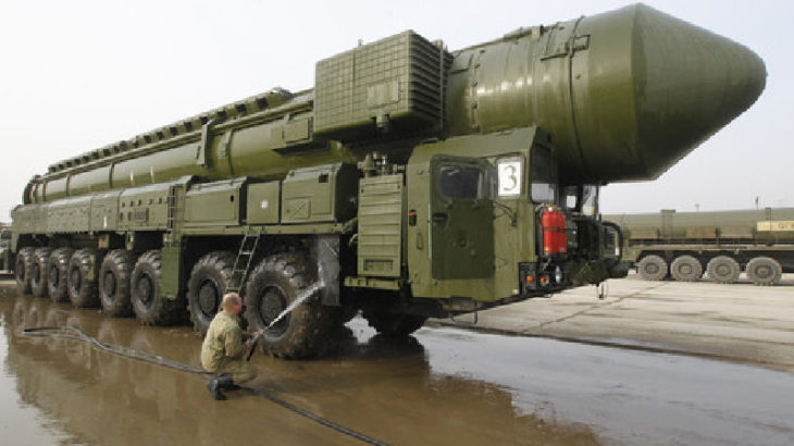 Rusya'da Putin'in denetiminde nükleer güçler tatbikatı başladı