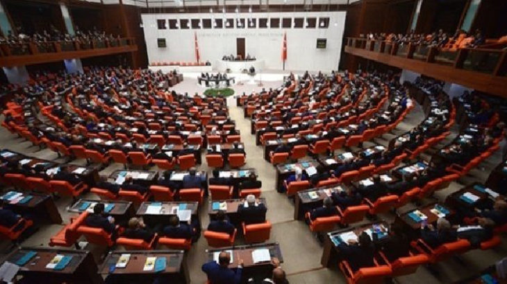 AKP'nin teklifi kabul edildi: TBMM'nin çalışma takvimi uzatıldı