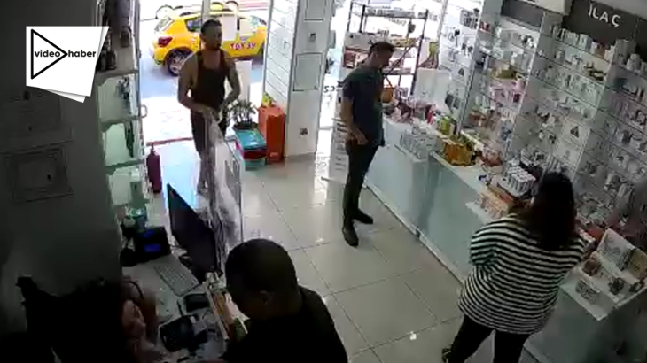 Nöbetçi eczacıya saldıran şahsın tehditleri güvenlik kamerasında