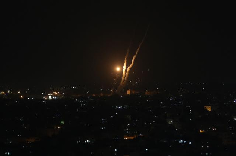 Gazze’den İsrail’e roketler fırlatıldı
