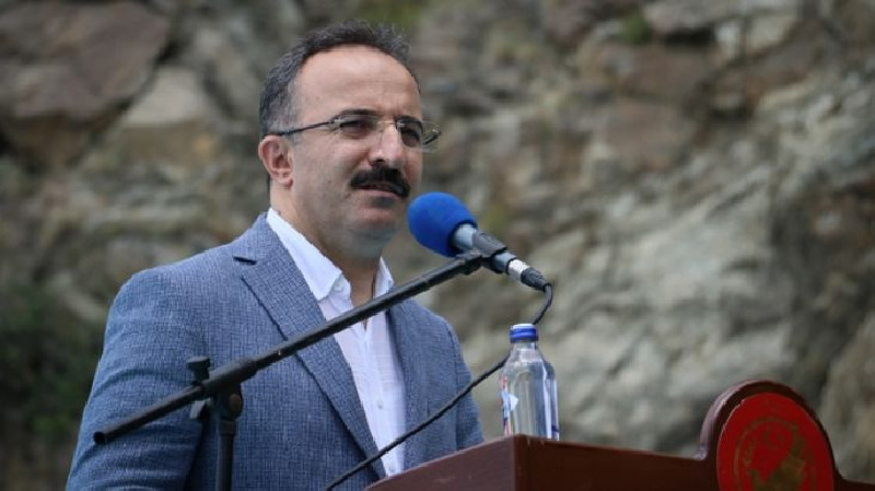 Çataklı iktidarın göç politikasını eleştirenleri hedef aldı