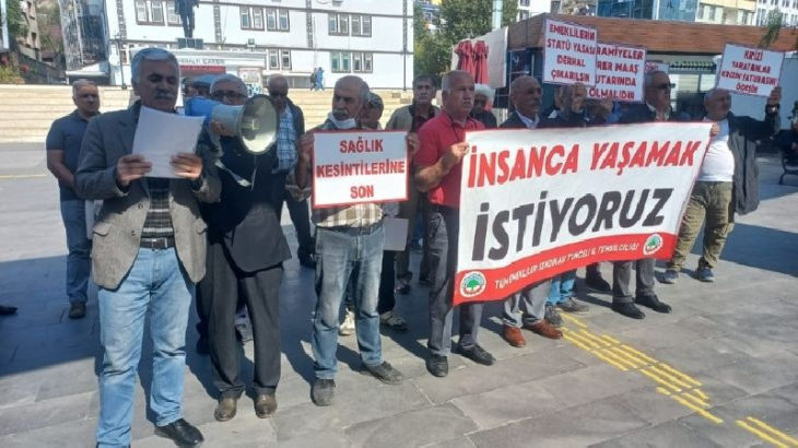 Emeklilerden Tunceli'de eylem: Bu bütçede 'insanca yaşamak istiyoruz' haykırışımızın karşılığı yok