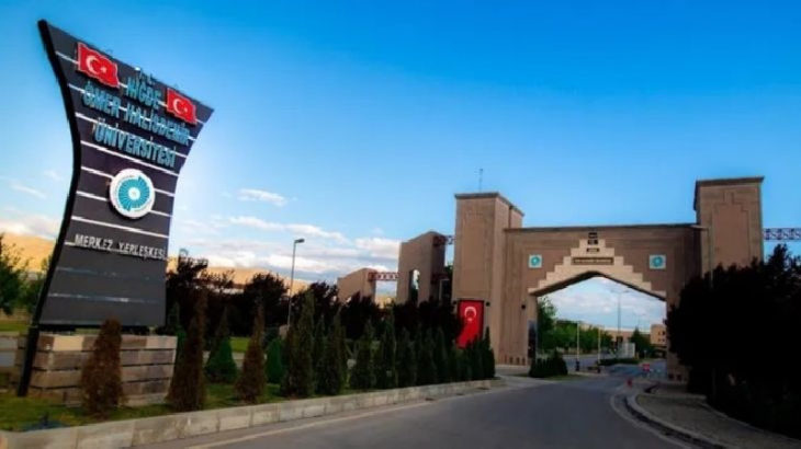 Üniversitede cinsel istismar ve şantaj iddiası