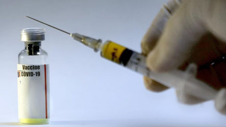 Pfizer yöneticisi aşı karşıtı paylaşımlar için baskı yapmış