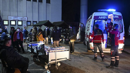 Üsküdar'da hastane yangını: 1 hasta yaşamını yitirdi