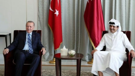 Katar Emiri'nden Erdoğan'a tebrik