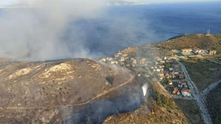 Datça’da yerleşim yerlerini tehdit eden orman yangını kontrol altına alındı