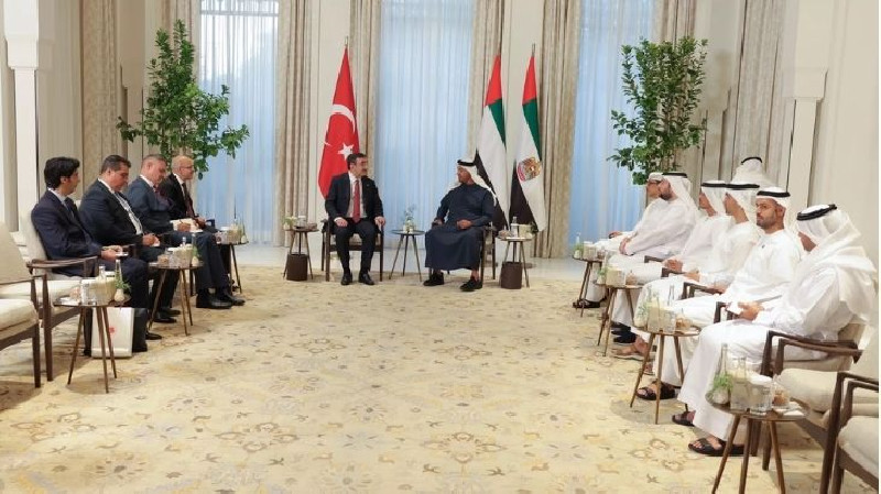 Cumhurbaşkanı Yardımcısı Yılmaz ve Bakan Şimşek, BAE Devlet Başkanı Al Nahyan ile görüştü