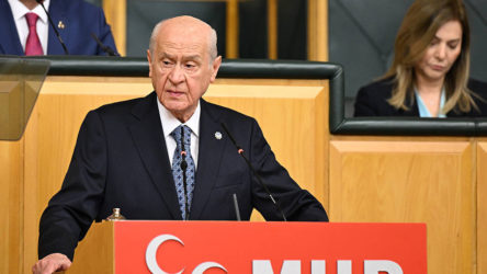 Bahçeli'den Filistin Devlet Başkanı Abbas'a sert sözler