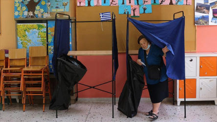 Yunanistan'da seçim sonuçları açıklanıyor